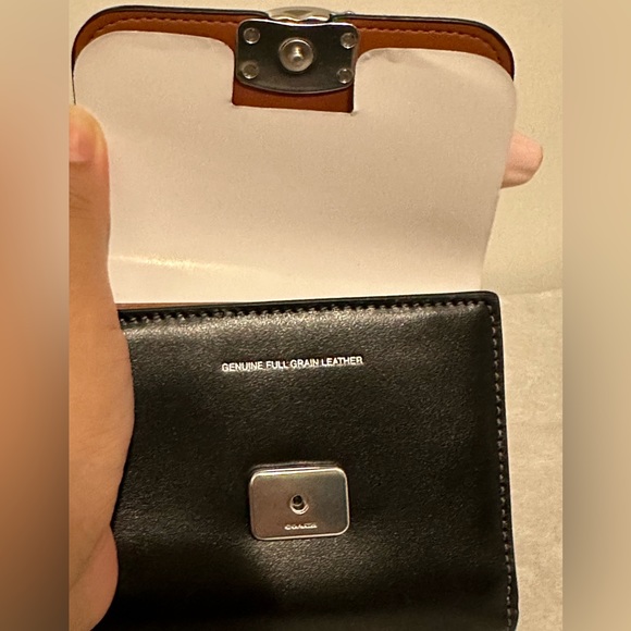 NWT! Coach Bandit Wallet - Picture 3 of 8